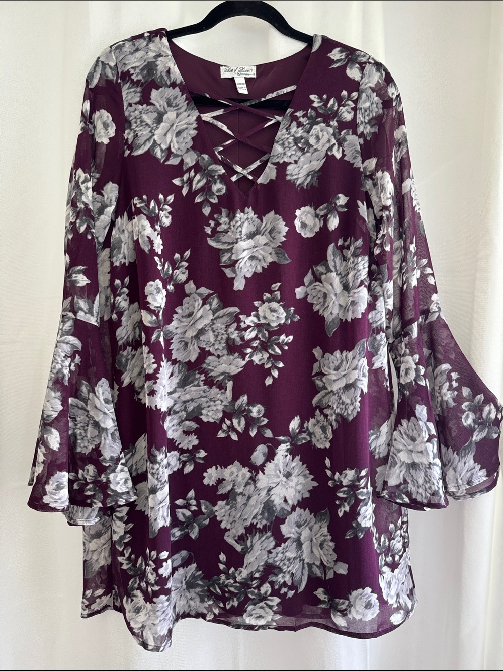 Plum Floral Lace-Up Bell Sleeve Dress
